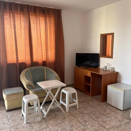 Casa de hóspedes къща нанси *