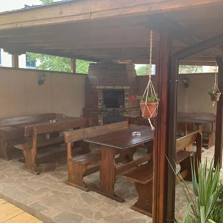 къща нанси Casa de hóspedes