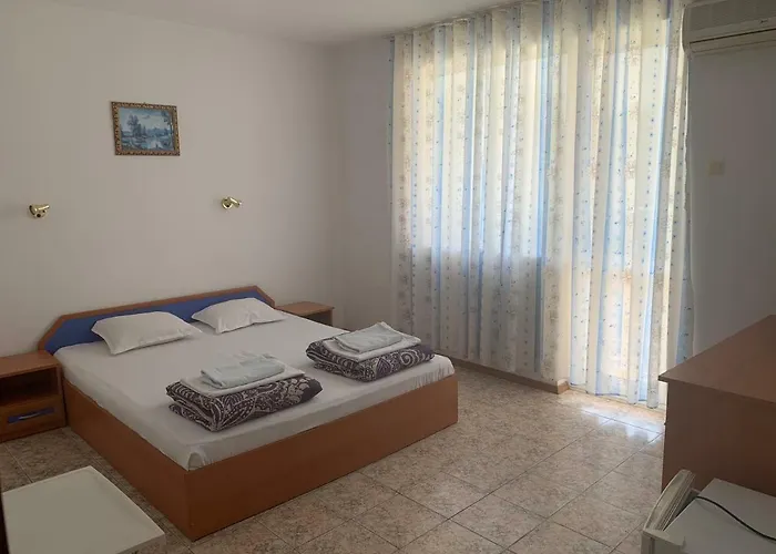 Maison d'hôtes къща нанси Slantchev Briag