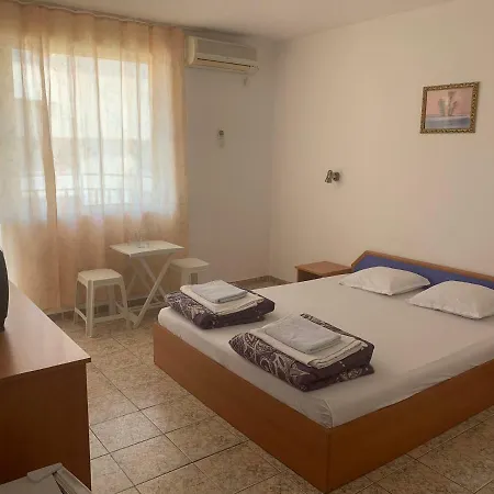 къща нанси *